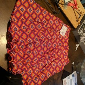 Madison pleated skirt with pockets